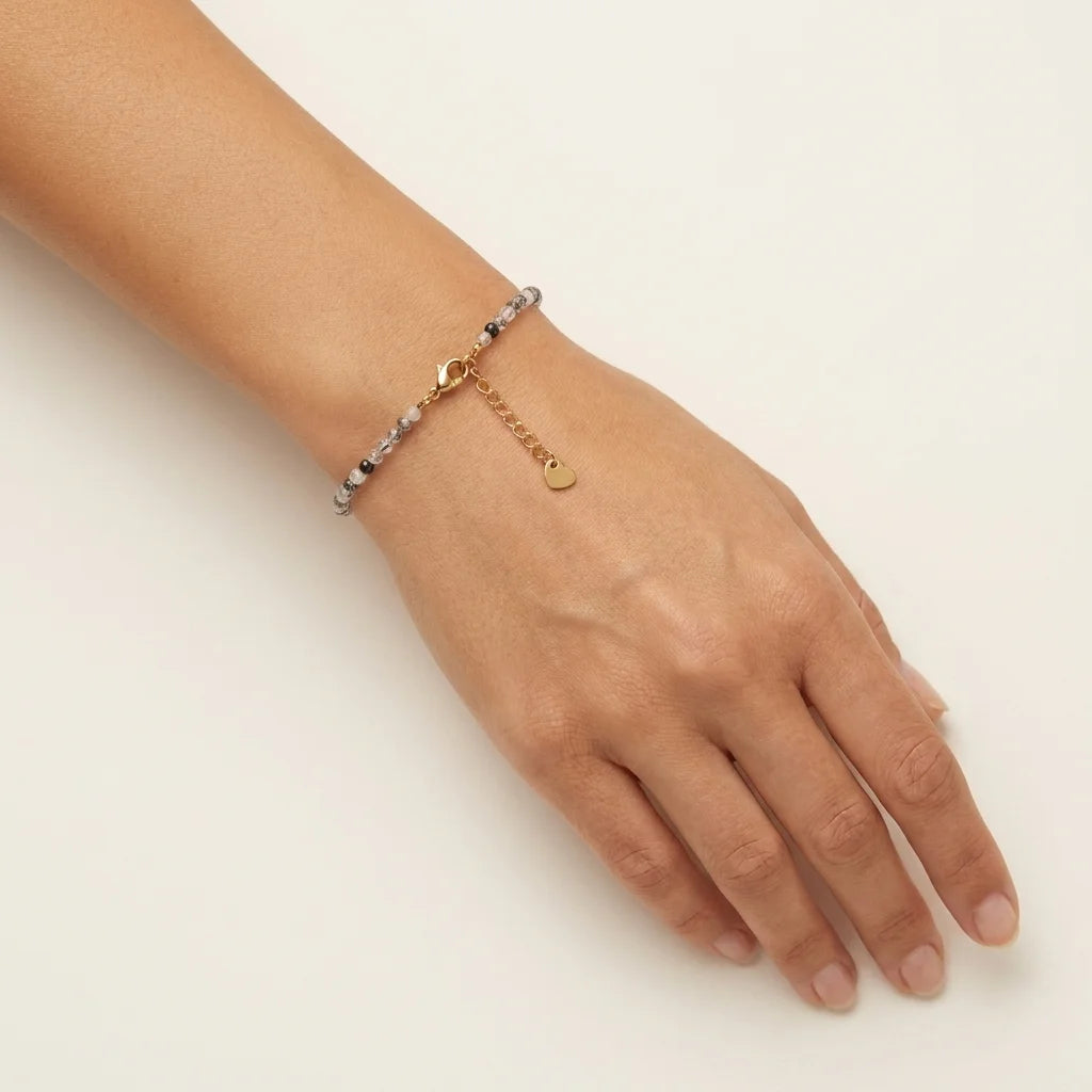 Bergkristall Klarheits-Armband – getragen